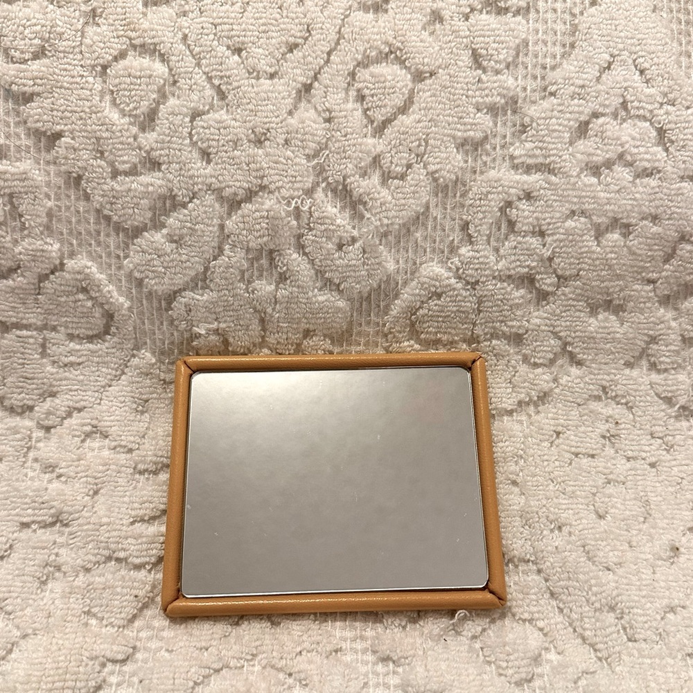 Bottega Veneta | Accessory | Vintage Bottega Veneta Mirror in Yellow - Picture 2 of 5